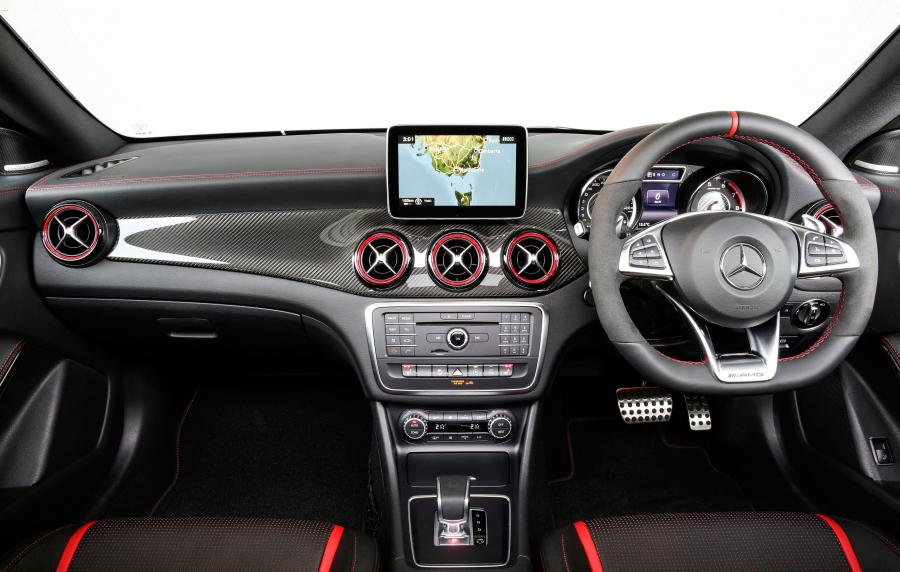  Mercedes-AMG CLA45 Shooting Brake 2015 года  (AU) (фото 19 из 28)